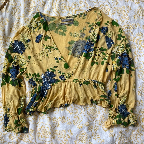 Urban Outfitters Floral Crop Top - Picture 3 of 5